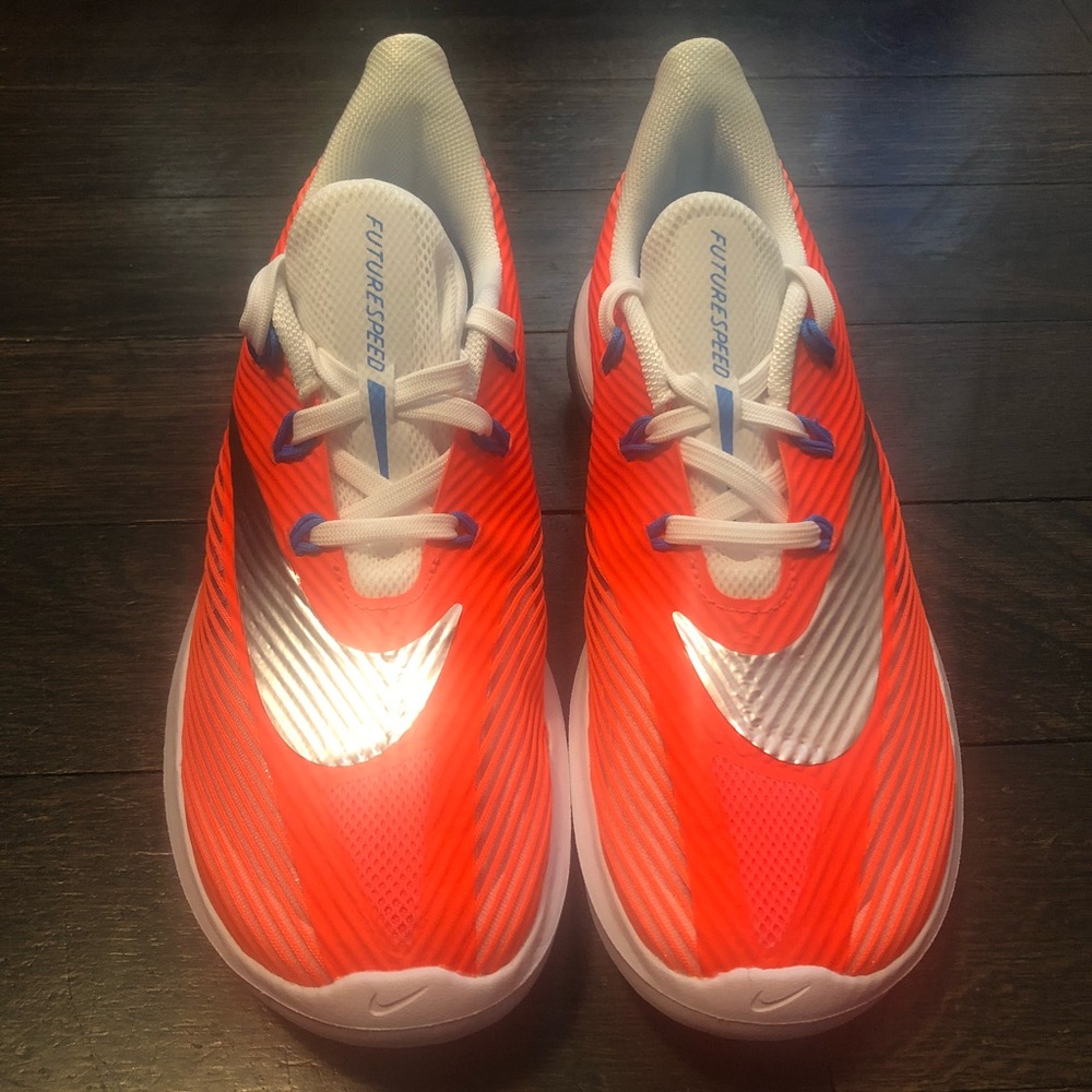 Nike Future Speed GS sz 6Womens 4.5Youth
